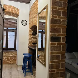 Апартаменты Cozy Loft в самому центрі львова, Львов